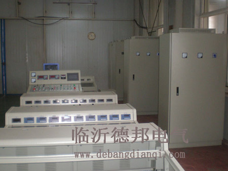 PLC、觸摸屏控制系統(tǒng)212