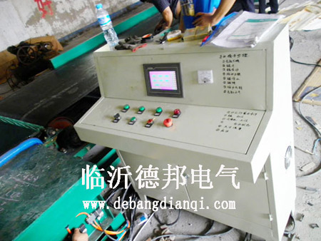 PLC、觸摸屏控制系統(tǒng)207